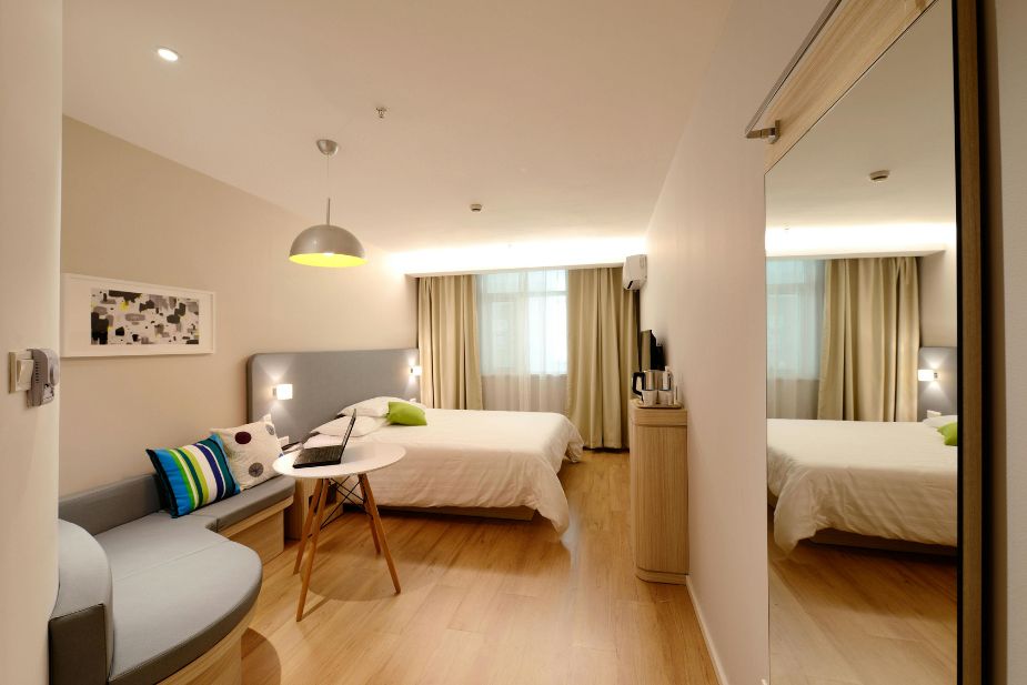 Hotel Digital Marketing Agency in India- Pitch Pine Media