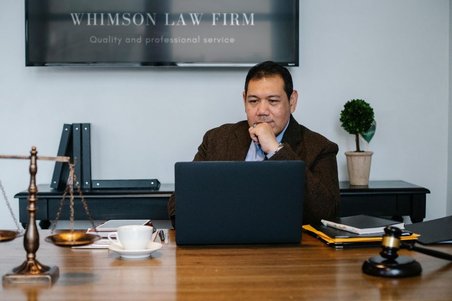 Law Firm Marketing Agency in India - Pitch Pine Media