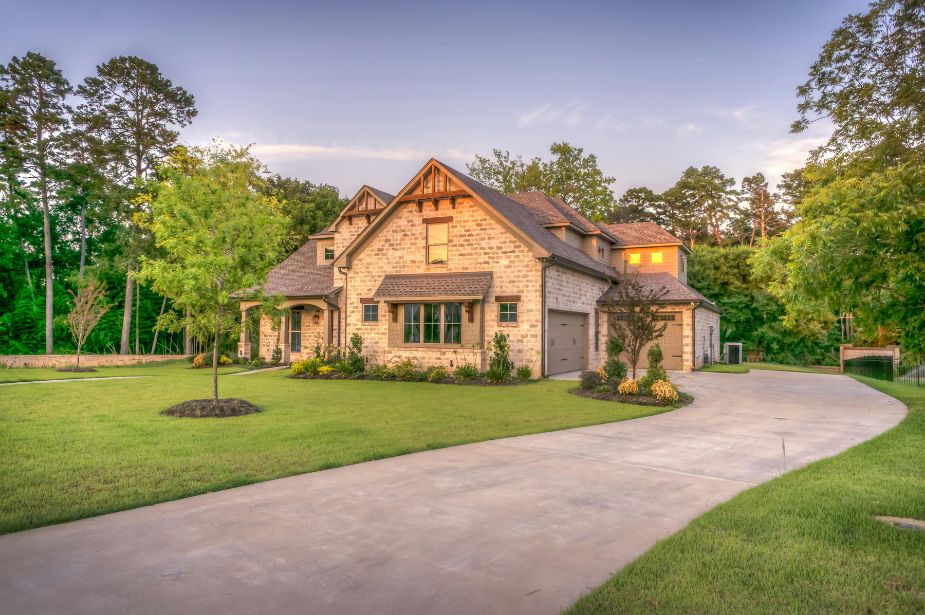 Real-Estate-Digital-Marketing-Agency-Post-Pitch-Pine-Media-1